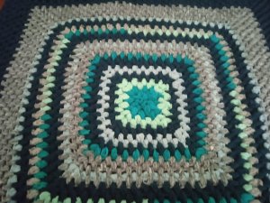 Вяжем квадратный коврик"Ракушками", просто, понятно и быстро