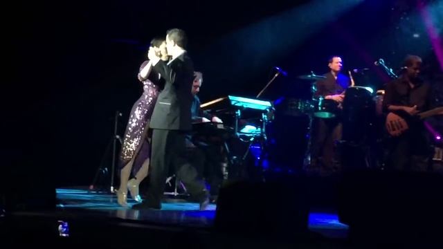 Julio Iglesias en Puebla смотреть онлайн