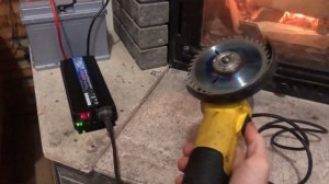 Инвертор 2000 Вт. Чистый синус. 12-220в. Обзор.