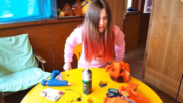 ПРАНК - РЫЖИЙ ЛИС УБИЛ МОЕГО ПАРНЯ / ИГРАЮ В СИНИЙ ЛИС С Павлик Павлик! смотреть онлайн