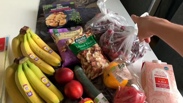 ЧТО МОЖНО КУПИТЬ В ШВЕЦИИ НА €50 (5000₽ / 600 крон) Закупка продуктов в СУПЕРМАРКЕТЕ ?? БУДНИ МАМЫ