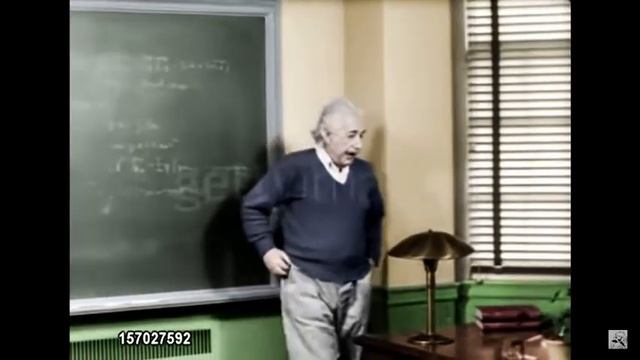 (ЦВЕТНОЕ ВИДЕО!) Альберт Эйнштейн в своем кабинете в Принстонском университете смотреть онлайн