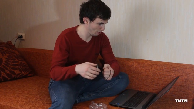 КОРОЧЕ ГОВОРЯ, ЗАПУТАЛИСЬ НАУШНИКИ