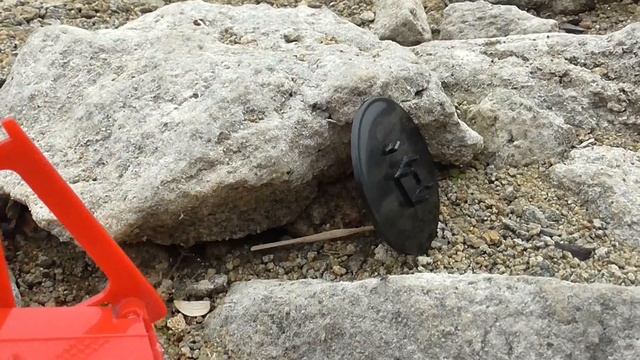 ДОРОЖНЫЕ ЗНАКИ / МАШИНКИ В ПОИСКАХ ДОРОЖНЫХ ЗНАКОВ / Мультики про машинки смотреть онлайн