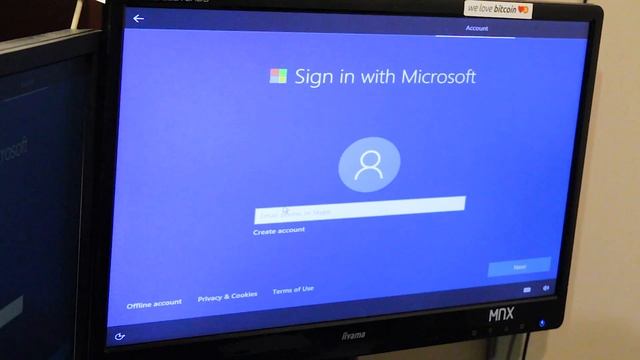 ? Installing 10$ Windows 10 Pro OEM on the new, main PC. A Ryzen 7 1700+ Asus Prime X370 смотреть онлайн