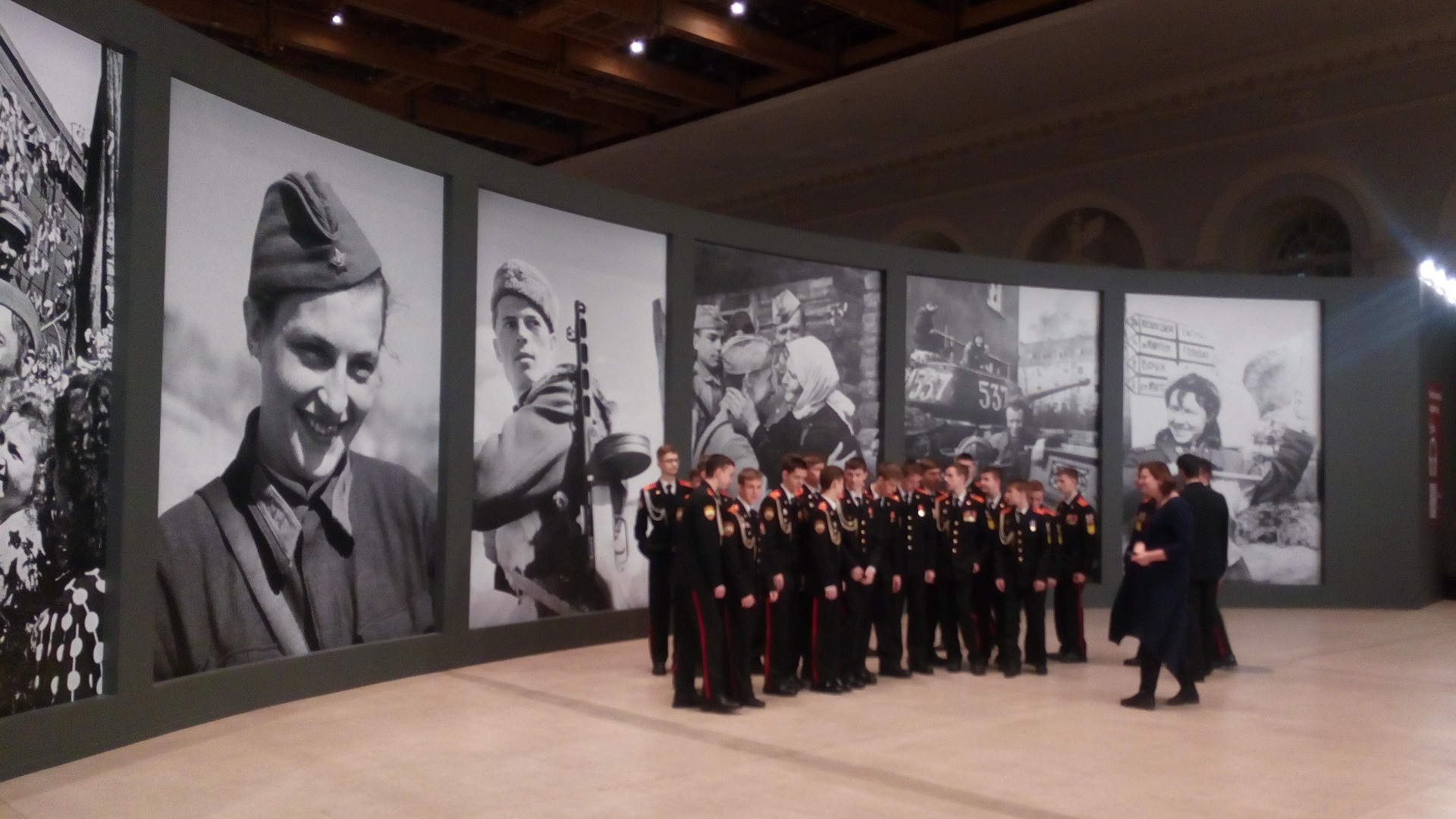 Выставка, Память поколений, Манеж. смотреть онлайн