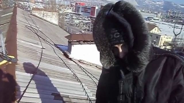 Монтажники восстанавливают оптический кабель.AVI смотреть онлайн