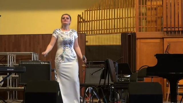 Навоян Светлана — Hard Hearted Hannah смотреть онлайн