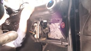 Как заменить Ниссан Нот Замена мотора отопителя.mp4