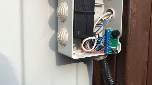 Установка контроллера z-5r на электромеханический замок смотреть онлайн