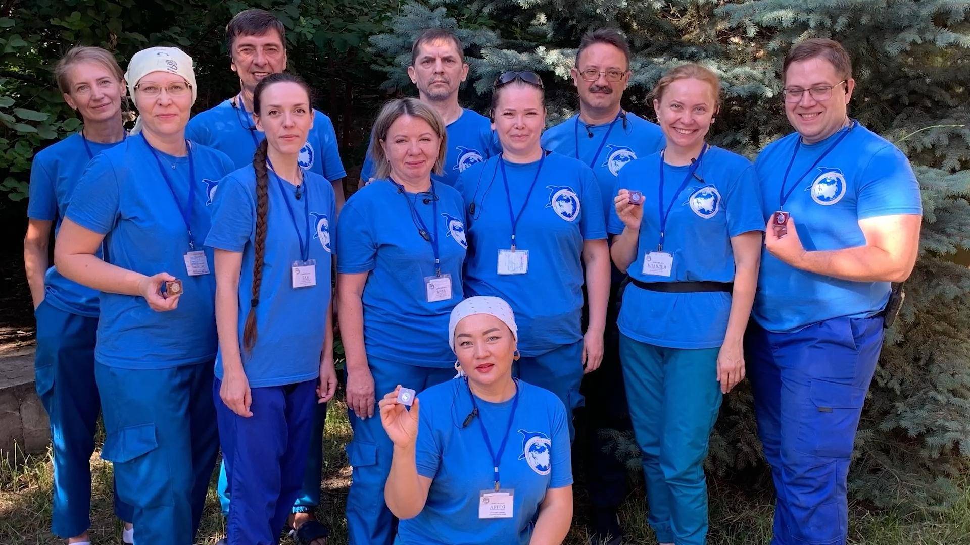 Семья таможенника помогала бойцам СВО в госпиталях смотреть онлайн