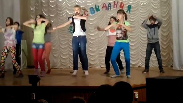 7А класс танец под песню а я оруруру смотреть онлайн