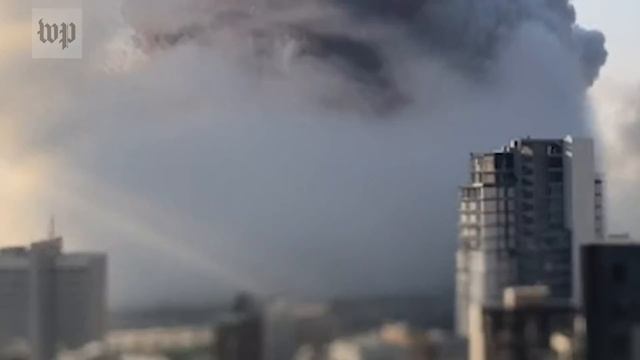 Visit to Beirut’s port shows devastation from explosion смотреть онлайн