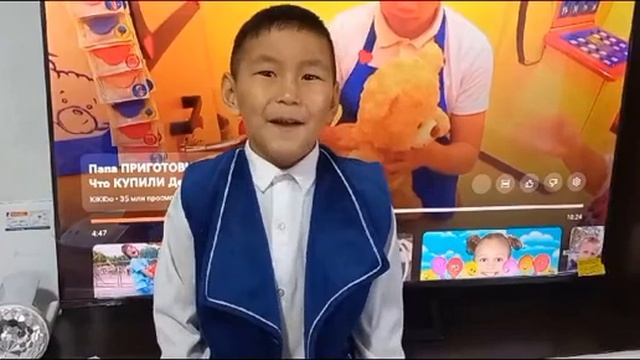 Санин Баир-Хан стихотворение «Мама» автор Костас Кубилинскас смотреть онлайн