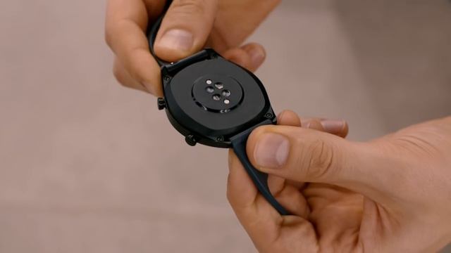 Huawei Watch GT. Primul concurent pentru Galaxy Watch смотреть онлайн