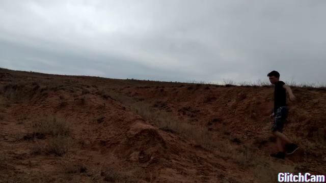 Приехал в деревню и нашёл чем себя развлечь) смотреть онлайн
