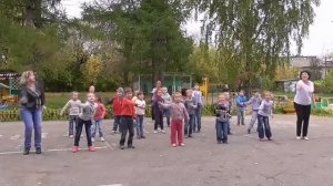 Танец Помогатор с детьми