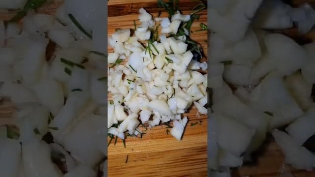 Гороховый суп с копчёностями.