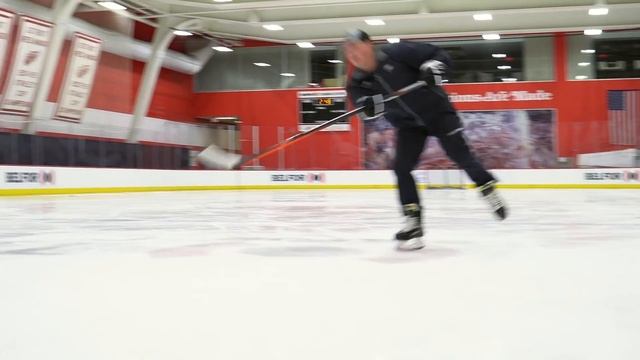 Warrior Fantom QRE Stick // On-Ice Insight смотреть онлайн