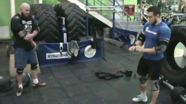 SR-TV: Alexander Kochukov vs Nikita Orlov: Dumbbells Medley 1.02.2015 смотреть онлайн