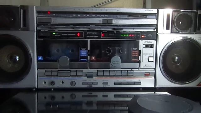 Victor(JVC)PC-W300 смотреть онлайн