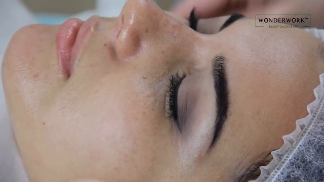 СПА-процедуры в салоне. Гидромассаж, обертывание, скрабирование, массаж. смотреть онлайн