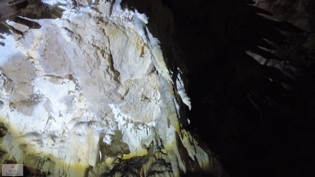 Большая Азишская пещера. Плато Лаго-Наки Краснодарский край. смотреть онлайн