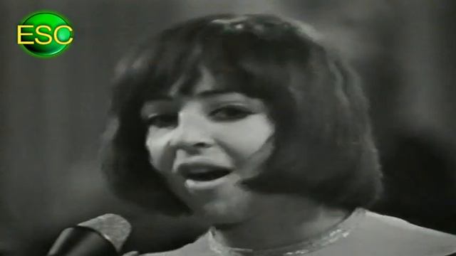 ESC 1967 02 - Luxembourg - Vicky Leandros - L'Amour Est Bleu