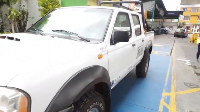 Nissan D22/NP300 смотреть онлайн