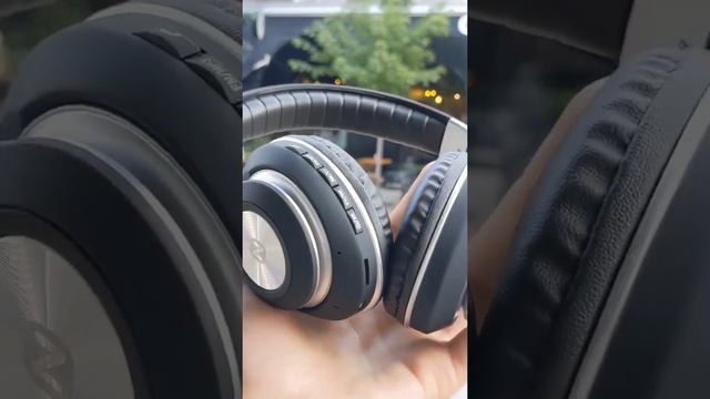 ?Беспроводные наушники со встроенным MP3 плеером Nobby Expert L-950? смотреть онлайн