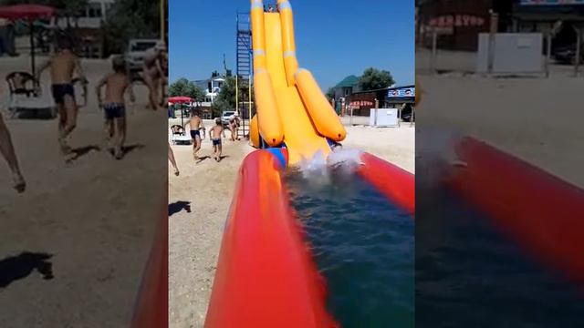 Я спускаюсь на море с горки смотреть онлайн