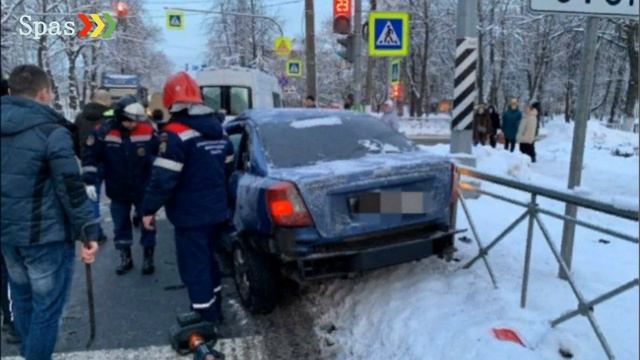 2 февраля в Приозерске Ленинградской области произошло ДТП. смотреть онлайн