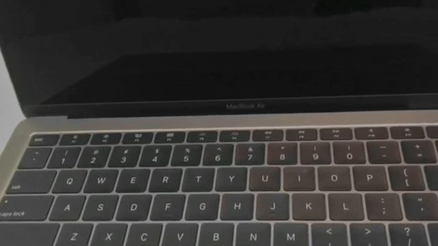 Apple MacBook Air Retina 13 2019 (A1932) RAM 16 GB SSD 256 GB Processor : Core i5 Dual Core Turbo смотреть онлайн
