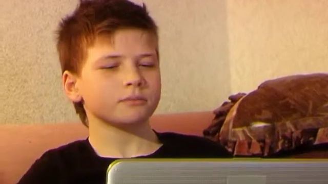 Prykoli. Поиграл с мальчиками в футбол... на компе. Смотреть обязательно смотреть онлайн