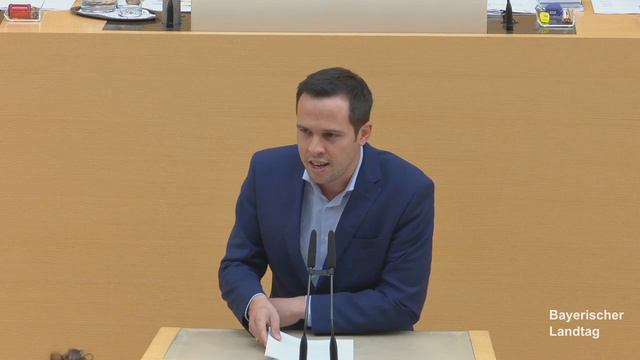 Bayerischen Informationsfreiheitsgesetzes. Martin Hagen am 23.10.2019 смотреть онлайн