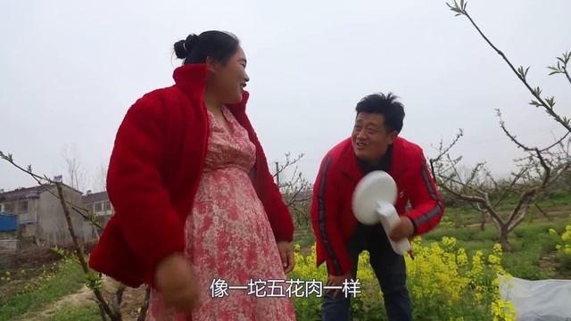 胖妹家起坛晒腊肉，做4份牛肉砂锅，爷爷吃过瘾了！#陈说美食 смотреть онлайн