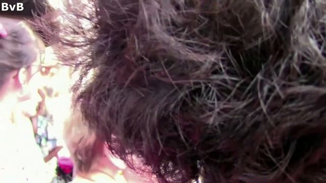 Писающие скульптуры Брюсселя смотреть онлайн