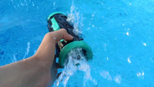 ВАМ ЭТО НАДОЕЛО? Water test JBL CHARGE 3 смотреть онлайн