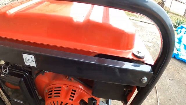 Бензин НЕ ПОТРІБНИЙ...Переводимо електро бензо генератор на природній ГАЗ !!! смотреть онлайн