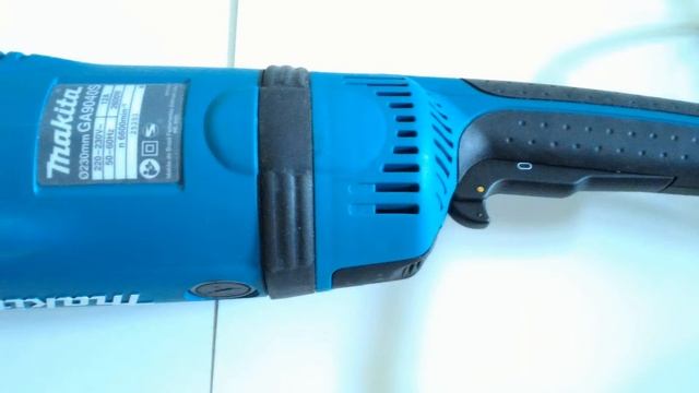 makita GA9040S смотреть онлайн