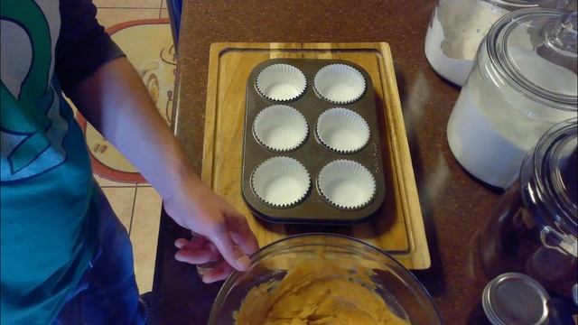 How to Make Pumpkin Cupcakes смотреть онлайн