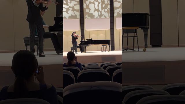 E. Lalo- Symphonie Espagnole in D min op.21 Allegro non troppo смотреть онлайн