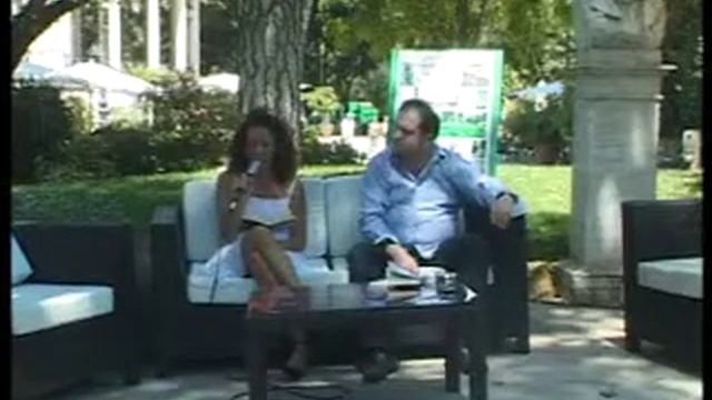 DOMENICA IN VERSI - Silvia Avallone e Andrea Di Consoli смотреть онлайн