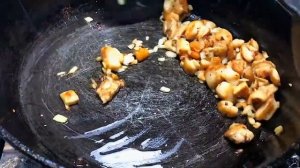 Рецепт жареной картошки с белыми грибами