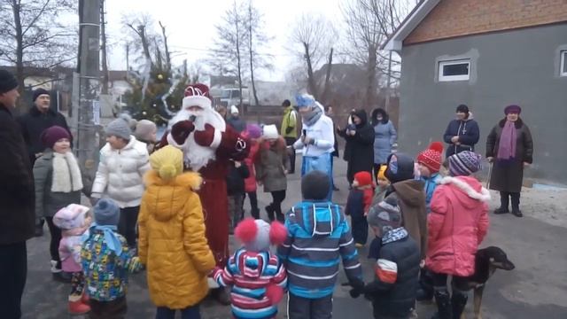 Праздник 'Новый год' для детей с аниматорами часть 8 смотреть онлайн