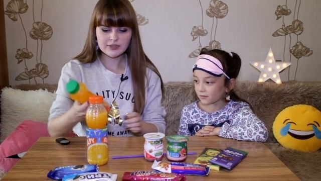 ДОРОГОЕ против ДЕШЕВОГО - ЕДА / НЕГЛЯДЯ пробуем и выбираем, что вкуснее?/ Вкусняшки - Челлендж смотреть онлайн