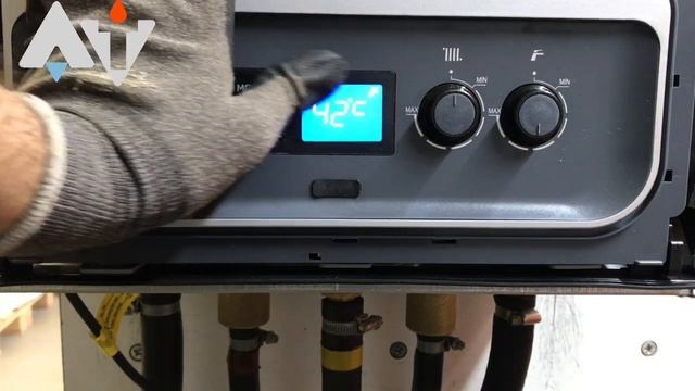 Разбираем газовый котел WarmHaus смотреть онлайн