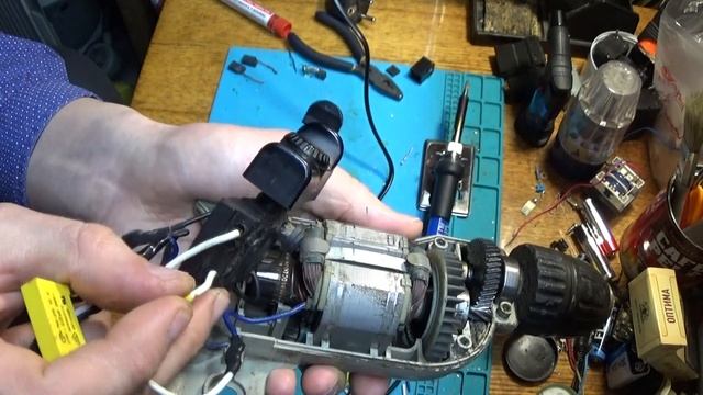 Ремонт электрической дрели Интерскол Д-350ЭР. смотреть онлайн