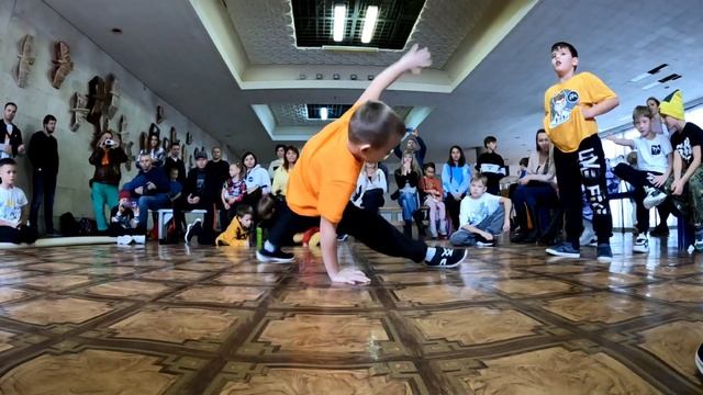 BBOY Темыч Сельцо супер батл 29.10.23 смотреть онлайн