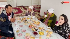 Казахстан! Жизнь в Казахском ауле! Пробую УХО и ГЛАЗ барана! Кокпар! Сельская жизнь.mp4